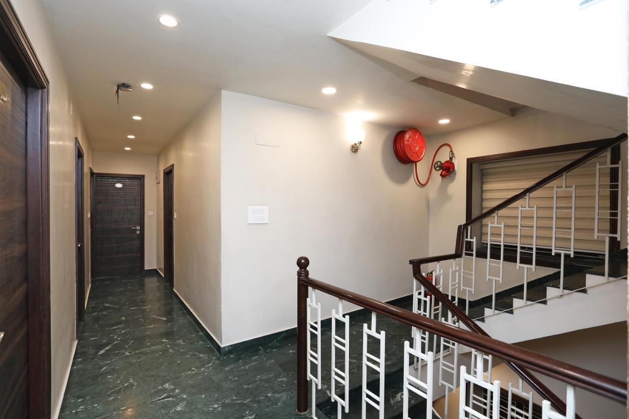 Liluāh Capital O 8318 Beeu Guest House מראה חיצוני תמונה