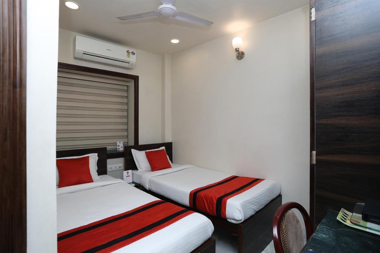 Liluāh Capital O 8318 Beeu Guest House מראה חיצוני תמונה