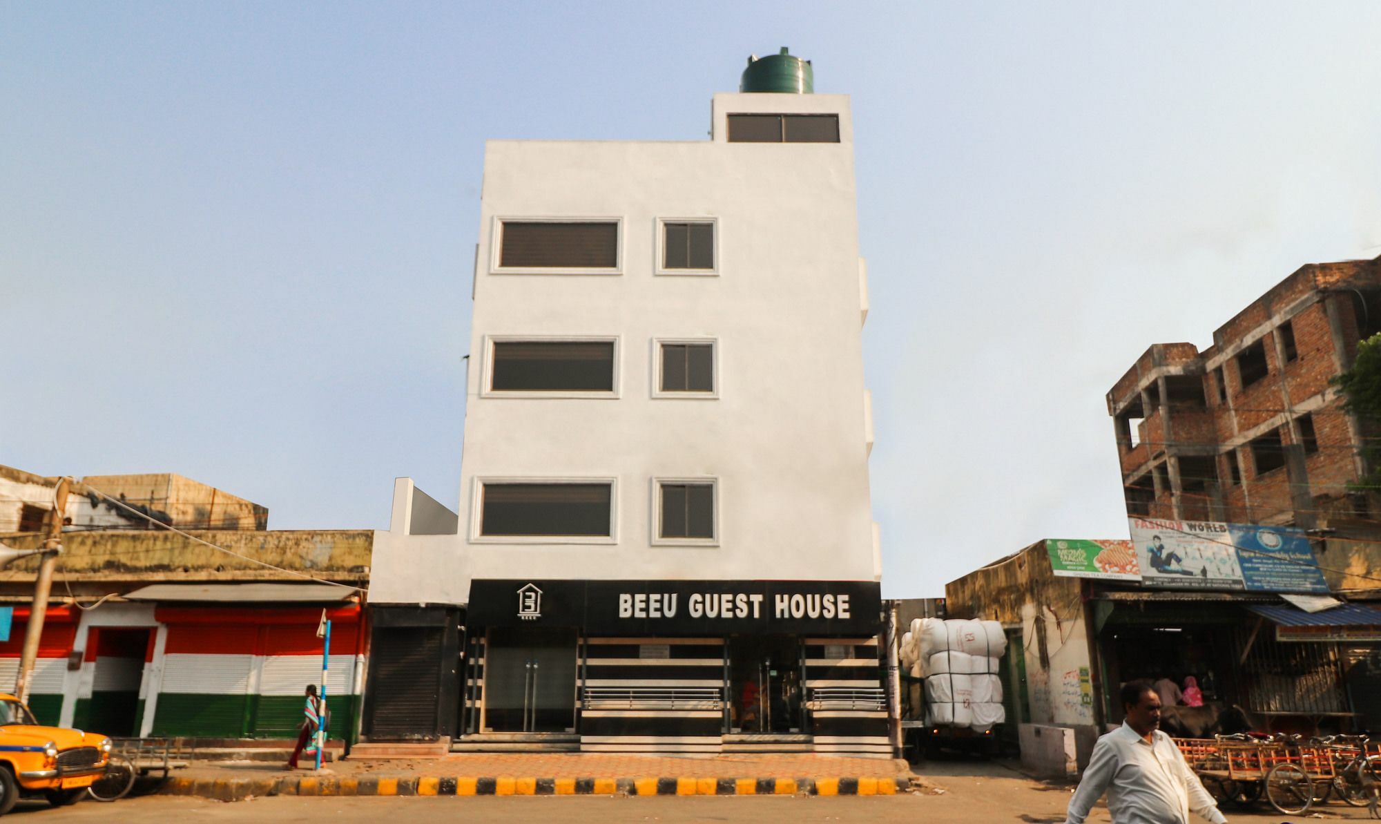 Liluāh Capital O 8318 Beeu Guest House מראה חיצוני תמונה